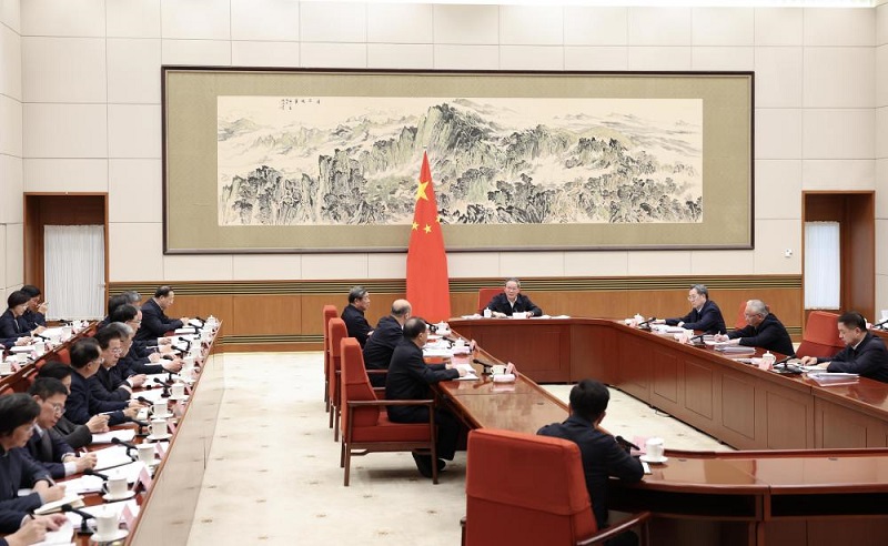 <a href="./zxzx/gzdt/202602/t20260209_750128.html">李强主持召开国务院第十次全体会议 讨论政府工作报告稿和“十五五”规划纲要草案稿</a>